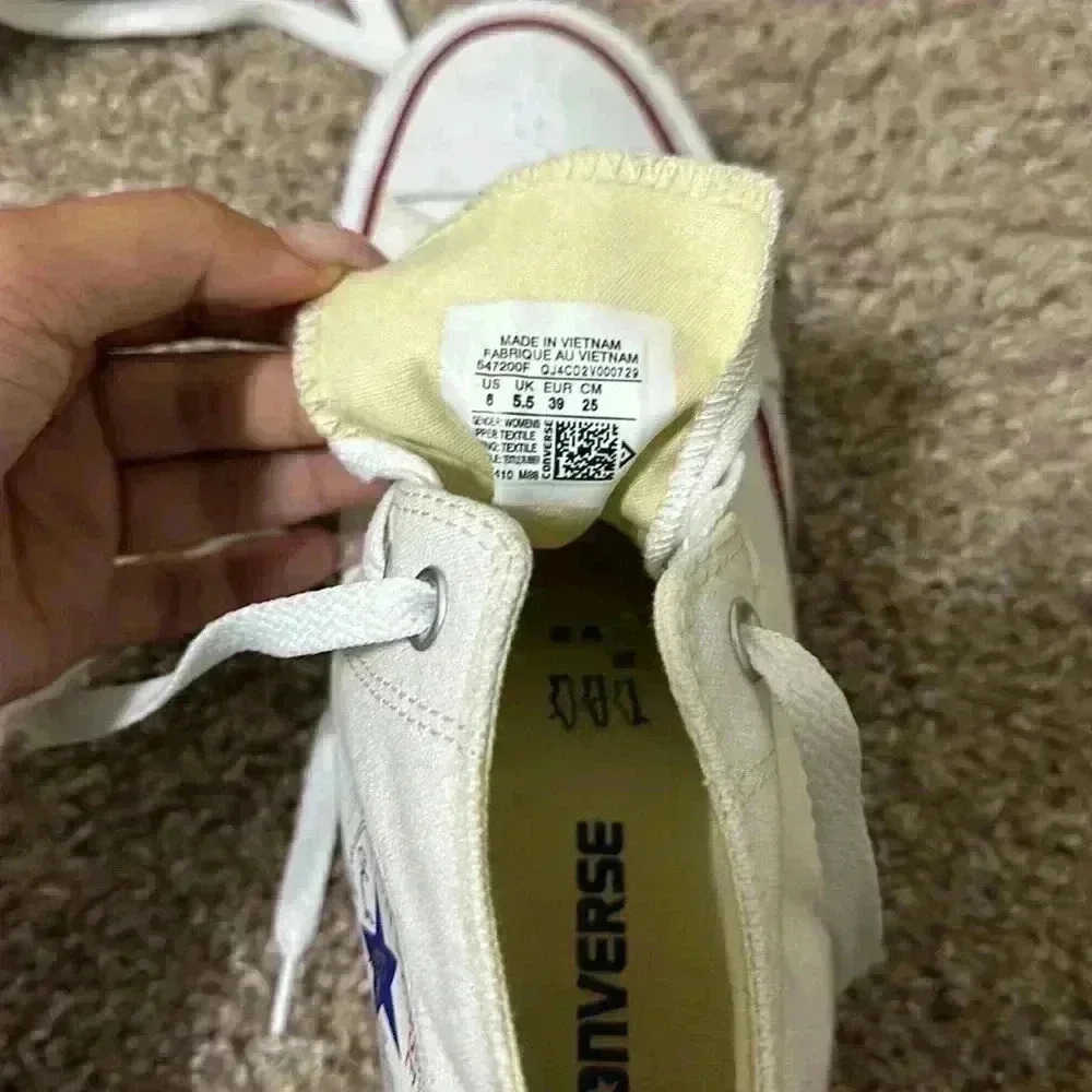 Converse - Picture 6 of 6
